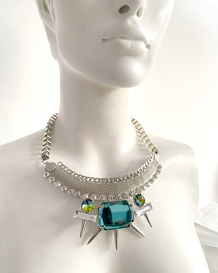 Colier statement cu cristale de diferite forme・Colier masiv vintage cu cristal mare albastru