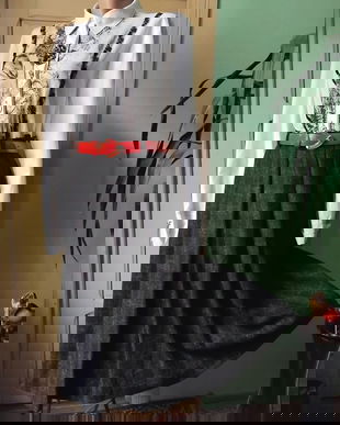 Fusta stofa lana cu accente de alb