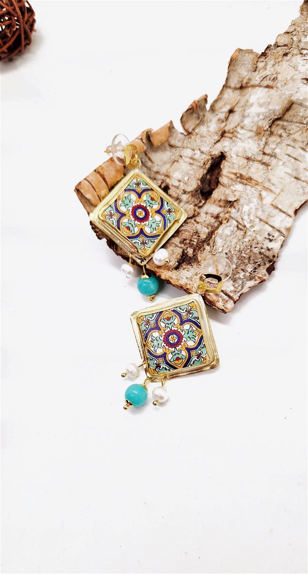 Cercei din inox, alama si ceramica "Stunning Turquoise" cu perle naturale si jad