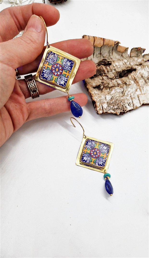 Cercei din inox, alama si ceramica "Stunning Lapis Lazuli" cu Lapis Lazuli si turcoaz natural
