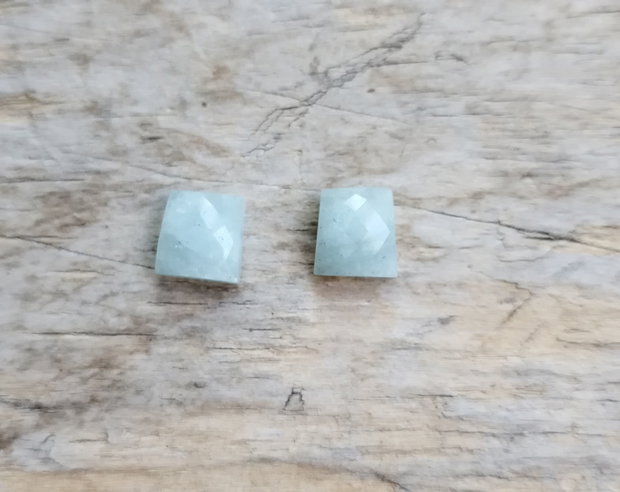 Cabochon acvamarin fatetat, aprox 10x10x4.5 mm (2 buc)