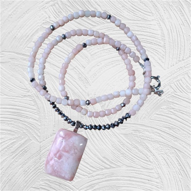 Colier opal roz si terahertz, cu accesorii de argint