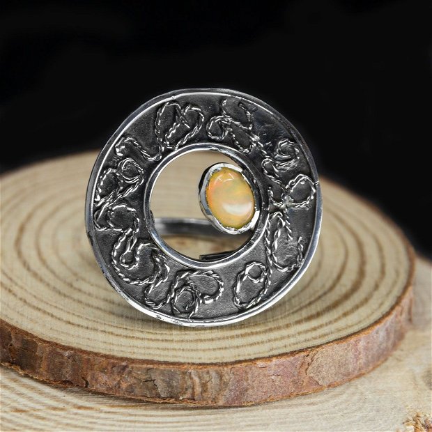 Inel Argint 925 și Opal Etiopian