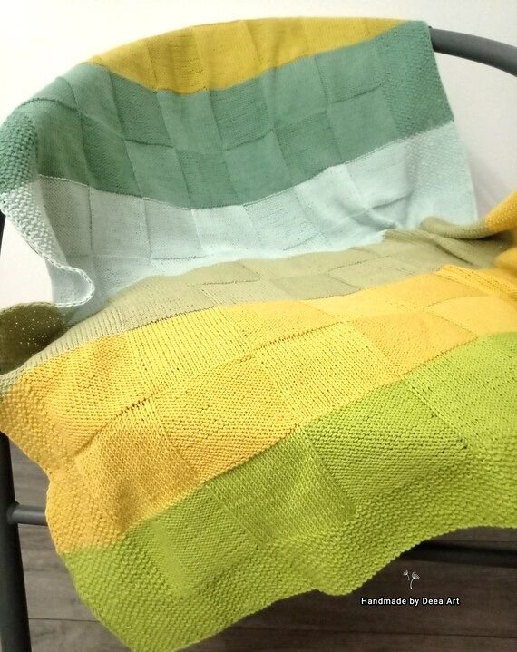 Paturica pentru copii tricotata din bumbac verde
