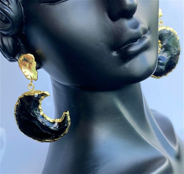 Cercei din alama placati cu aur 18k, perle naturale de cultură și obsedian