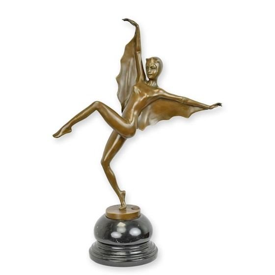 Fata liliac-statueta din bronz pe un soclu din marmura
