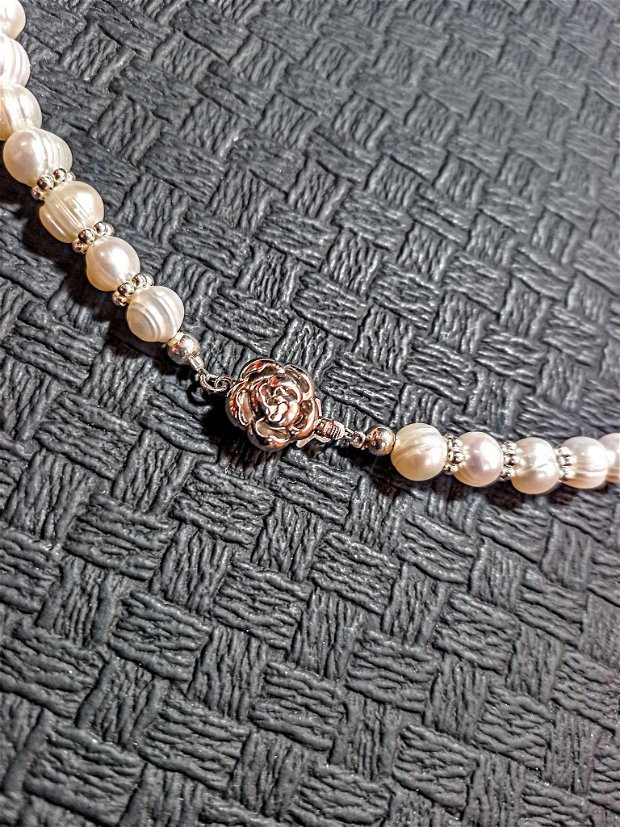 Colier argint perle naturale de cultura oval baroc inchidere frontala floare argint rodiat clasic trendy - Transport gratuit