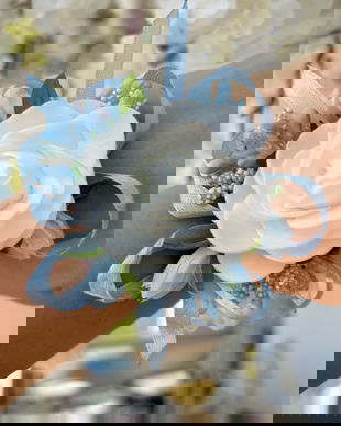 Bratari domnisoare de onoare cu flori artificiale bleo