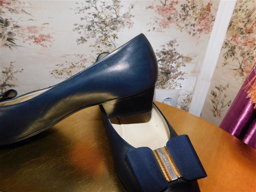 BALLY  ELVETIA,  pantofi piele  naturala  bleumarin ,   masura  6 1/2 ( 40 )
