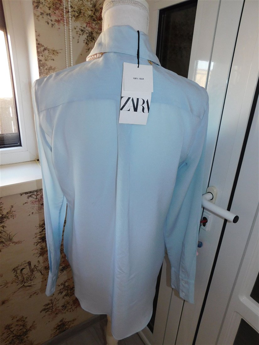 Bluza  noua  matase naturala  Zara , XS   etichete atasate  deosebita