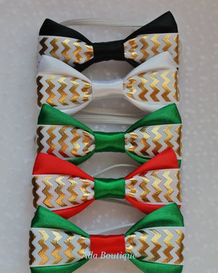 Mini papion cu zig-zag auriu pentru Craciun