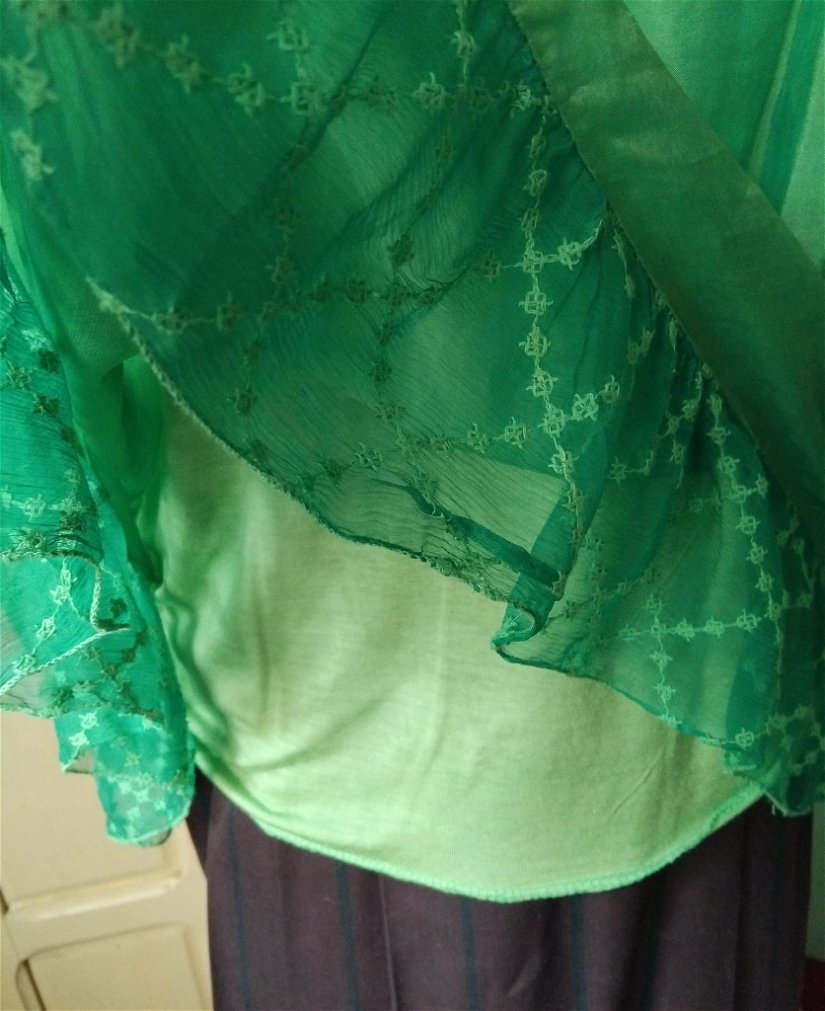 Bluza verde iarba , mătase naturala, boho style