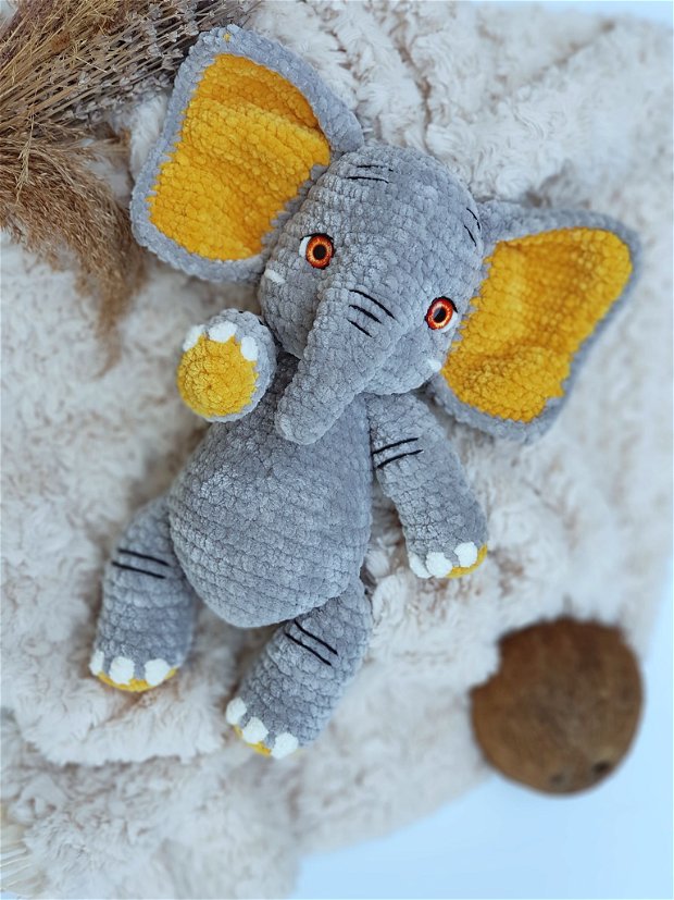 Handmade elefant