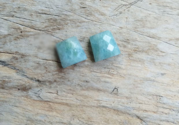 Cabochon acvamarin fatetat, aprox 10x10x4.5 mm (2 buc)