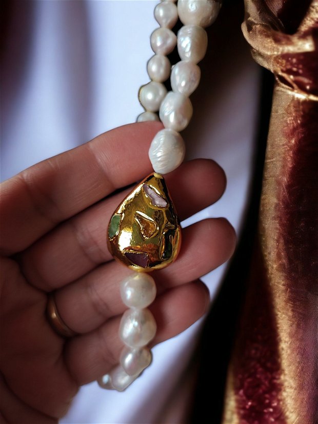 Colier masiv din perle de cultura, perle keshi si turmalina aurita