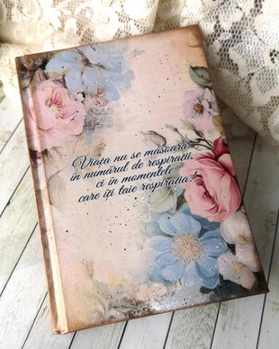 Agenda personalizata - tema florala