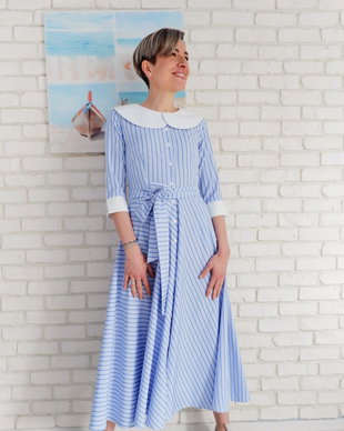 Rochie Camasa Bleu cu Guler Mare Rotund