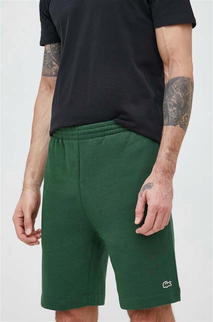 Lacoste pantaloni scurti barbati, culoarea verde