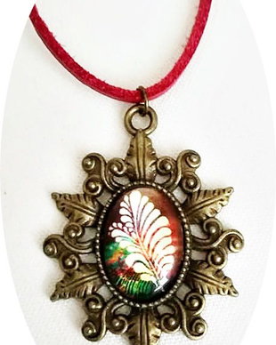 pandantiv cu cabochon frunza