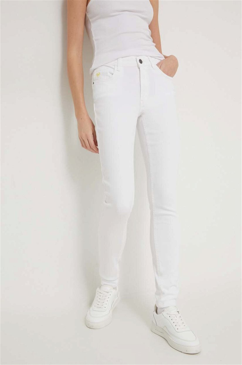 Desigual jeansi femei, culoarea alb