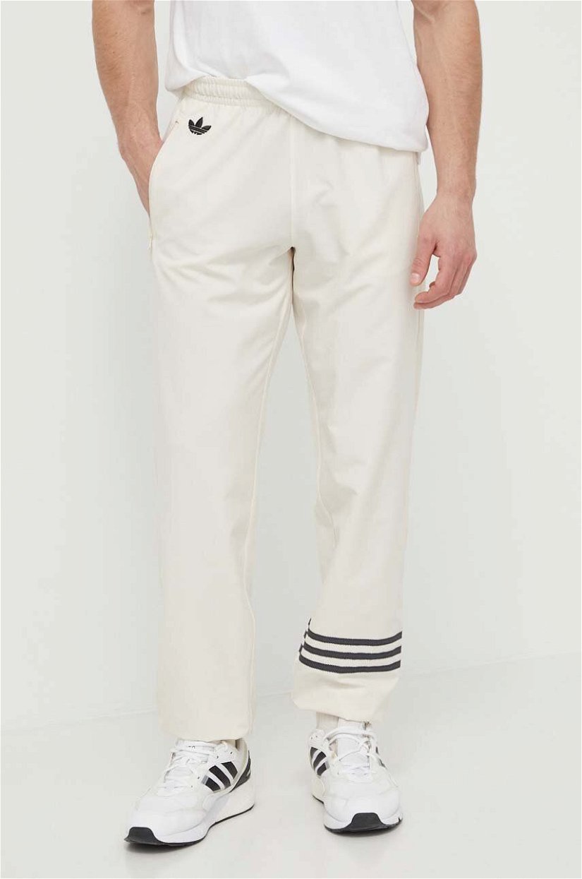 adidas Originals pantaloni de trening culoarea bej, cu imprimeu IV5356