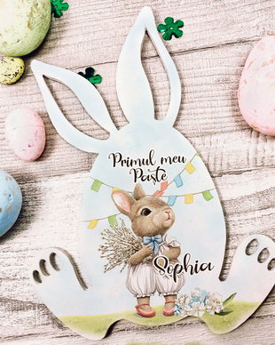 Decoratiune din lemn - Iepuras poznas de Paste personalizat - Charming Bunny