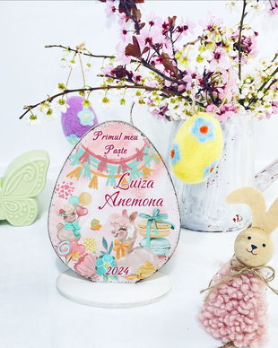 Decoratiune din lemn - Ou de Paste personalizat cu suport - Funny Lamma