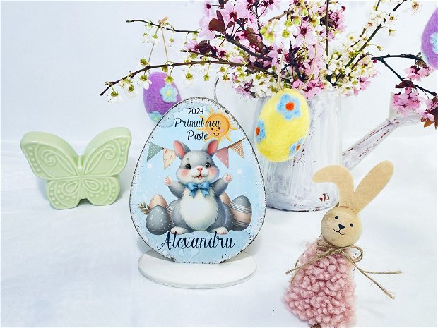 Decoratiune din lemn - Ou de Paste personalizat cu suport - Little bunny boy