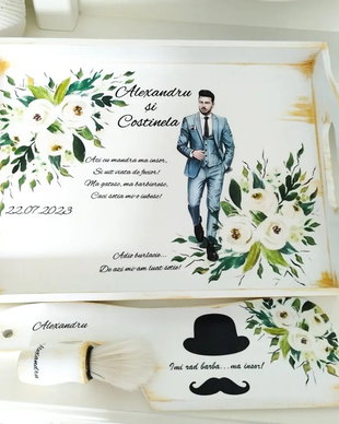 Tavita/set pentru mire, tema flori verzi si mire in costum gri