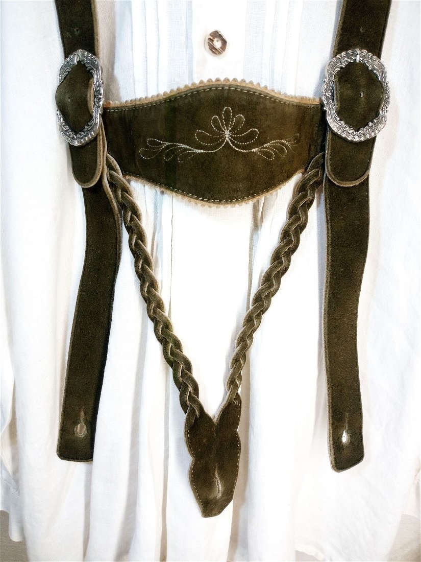 Bretele tradiționale bavareze din piele naturala întoarsă
