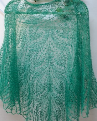 Șal verde tricotat
