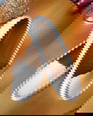 Mocasini noi , piele naturala  ,  masura 38,   etichete  atasate