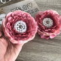 Brosa florala cu miez de perle・Brosa cu petale roz・Brosa supradimensionata cu foare roz・Brosa