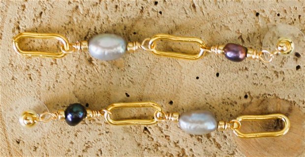Cercei handmade cu perle de cultura