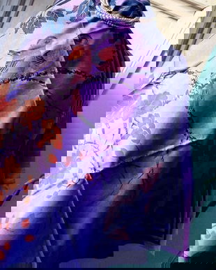 Eșarfă noua, mătase Tai, pe fond violet