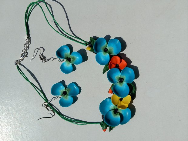 Set bijuterii cu flori din lut polimeric