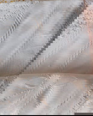 2  fete de perna   pereche vintage , deosebite , dantele ,  broderie  sparta ,