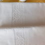 2  fete de perna pereche vintage ,  dantele ,  broderie monogram ,  deosebite