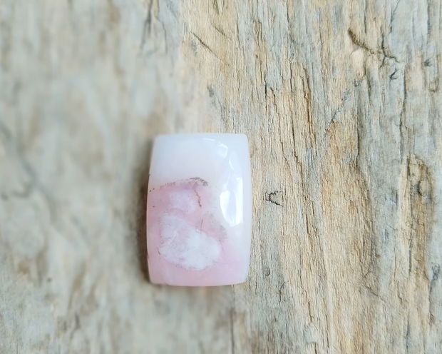 Cabochon opal roz, 24x16x6.5 mm