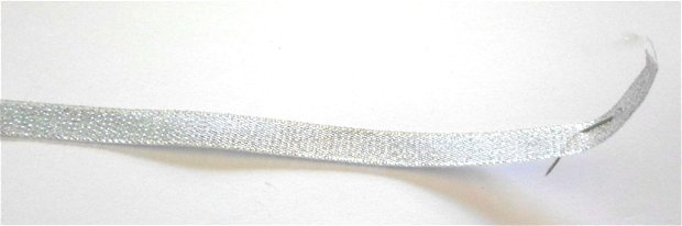 Panglica textil argintiu sclipicios