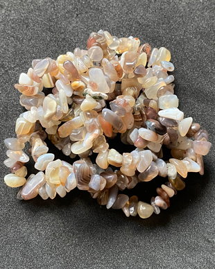 Lchips 38 - agate Botswana