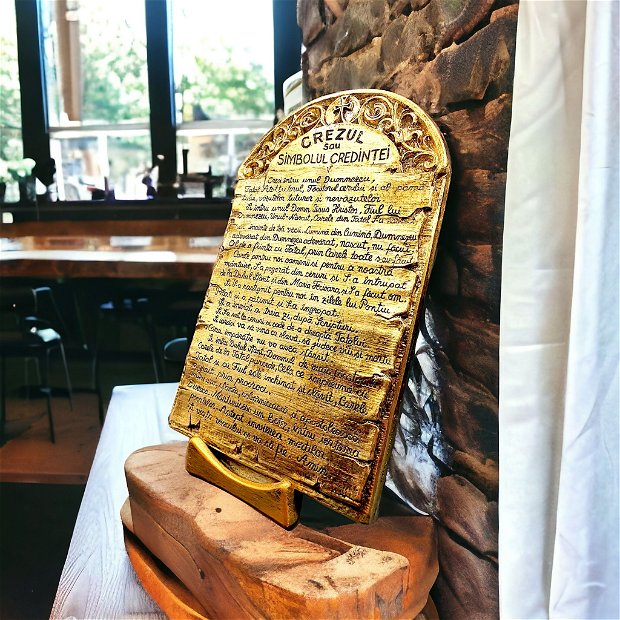 Icoană Crezul-plachetă din ceramică, cu un aspect vintage și acoperită cu foiță de aur