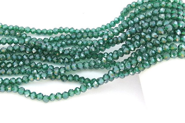 Cristale din sticla, rondelle, 3.5x3 mm, lucioase, verde smarald-A18