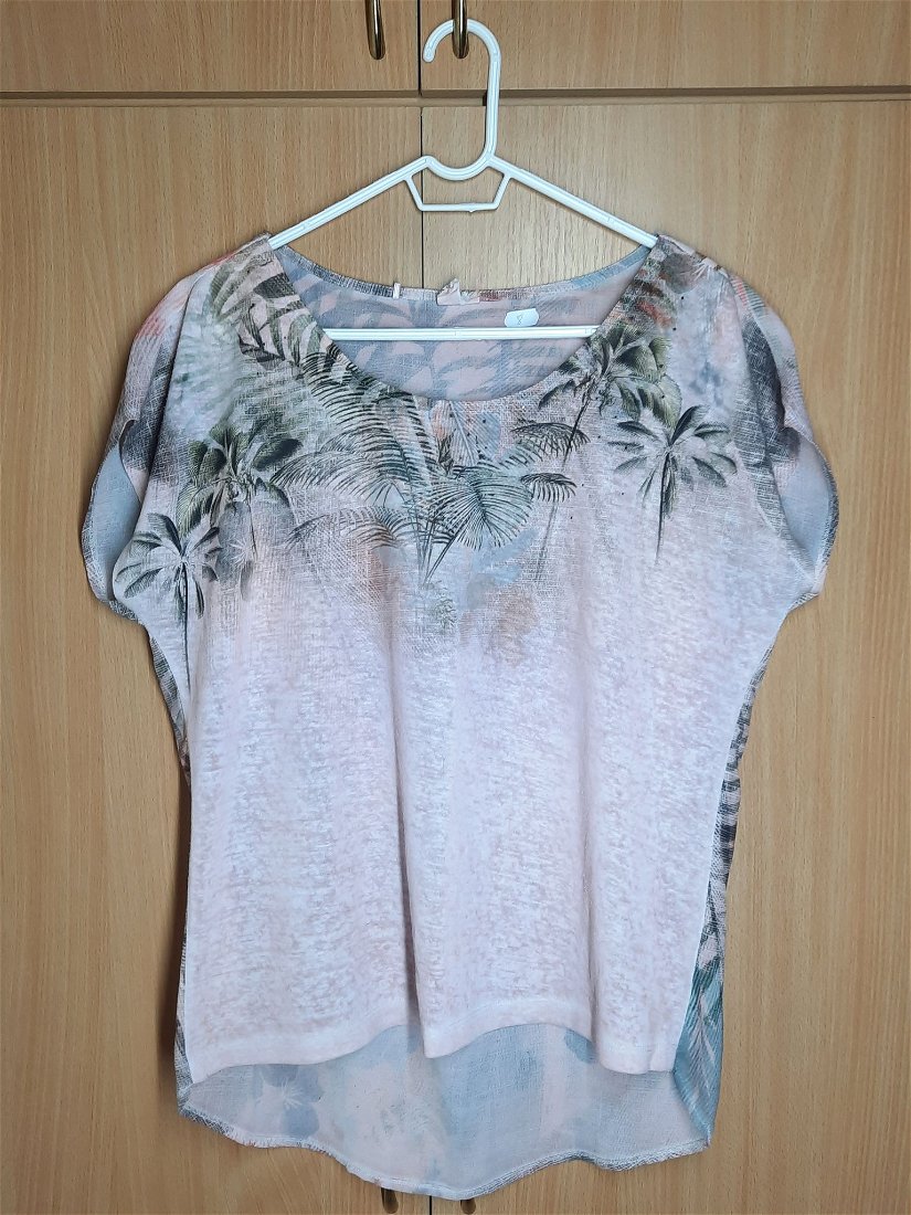Bluză damă, Culoare Piersică cu model floral, Mânecă scurtă, Mărime L/XL
