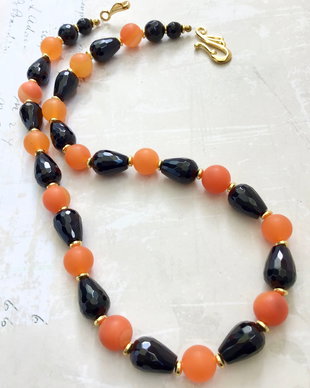 Colier  agate portocalii & onix negru