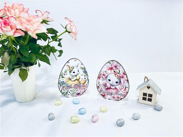 Decoratiune din lemn - Ou de Paste personalizat cu suport - Sweet bunny