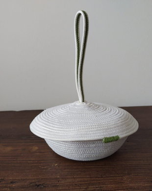 Cosulet cu capac, decor/depozitare
