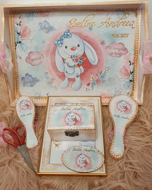 Set personalizat pentru taierea motului / 1an, fete, tema Iepuras