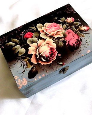 cutie lemn cu model floral 46211