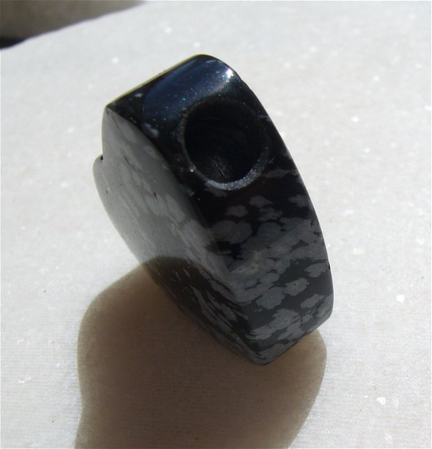 Pandantiv inima din Snowflake Obsidian aprox 13x28x29.5 mm